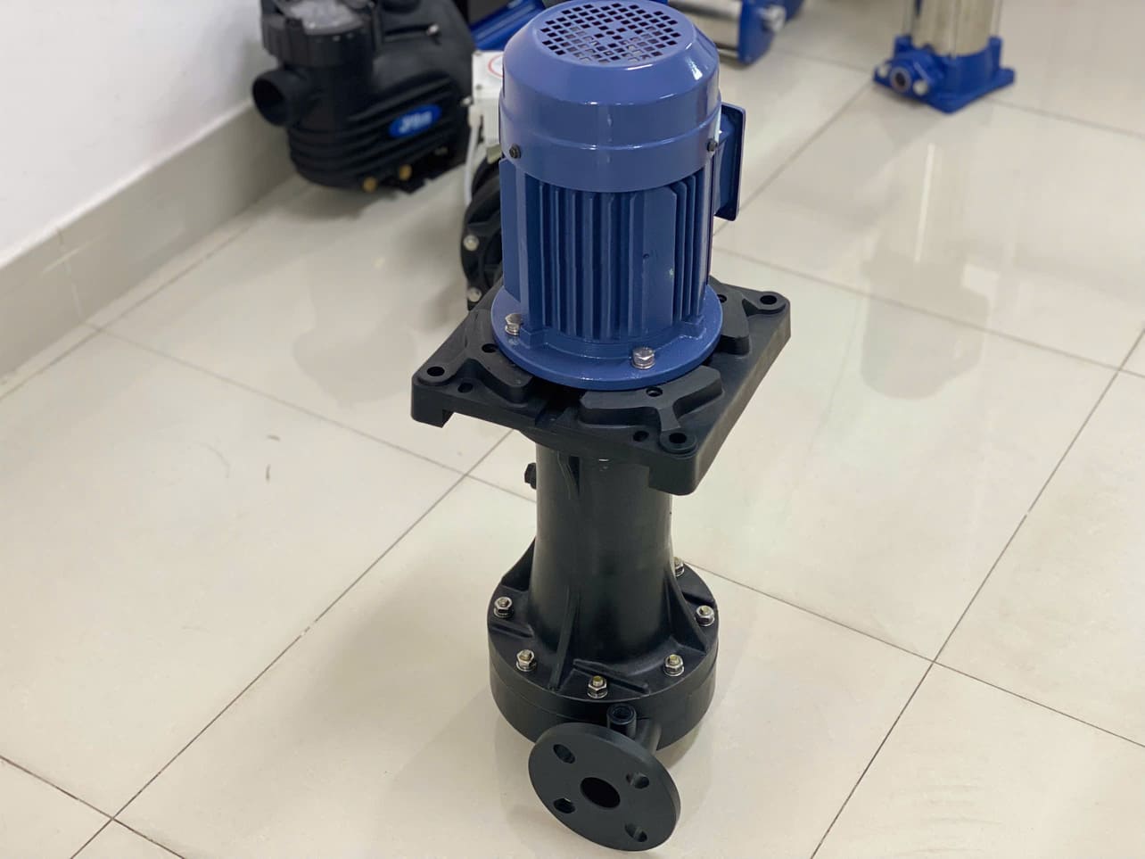 Bơm Trục Đứng Tự Mồi Maro BT-100SK-15-GFRPP (15HP, 380V) 5