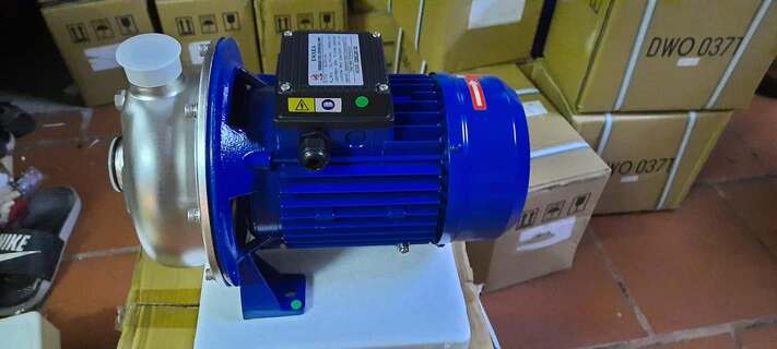Máy bơm ly tâm trục ngang đầu inox Ewala CDX 90/10 1HP 380V 6 Máy bơm ly tâm trục ngang đầu inox Ewala CDX 90/10 1HP 380V 6