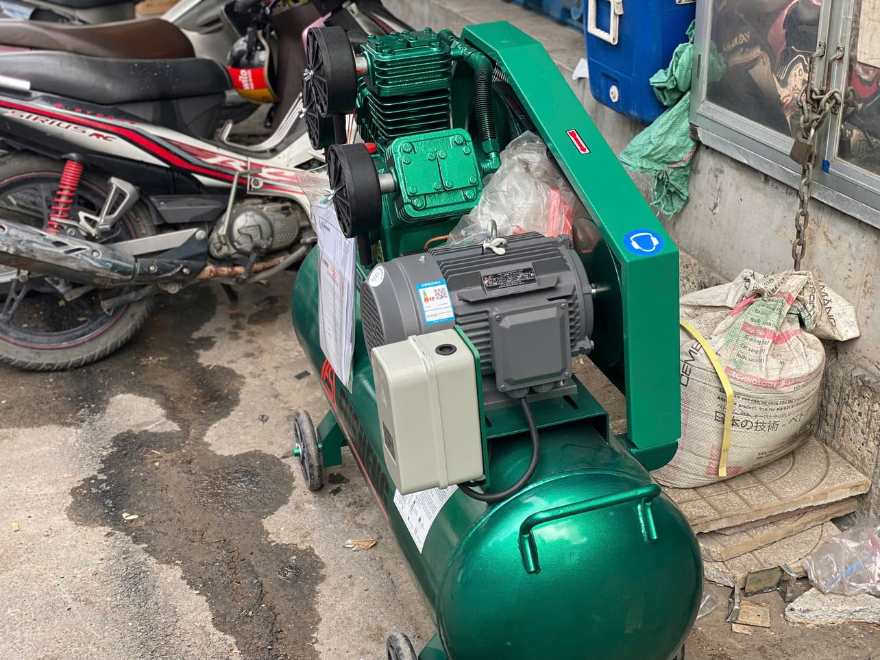 Máy nén khí Fusheng thấp áp VA-65 1HP 220V 10